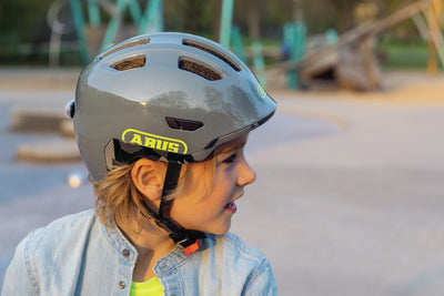 Casco Abus Niños Smiley 3.0 Ace Led